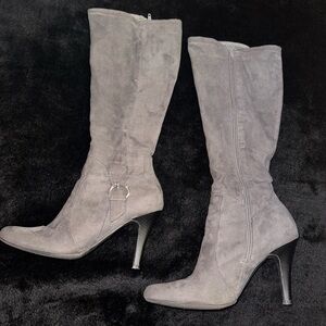 New Directions Charcoal Suede Heeled Boots pre loved condition/with box